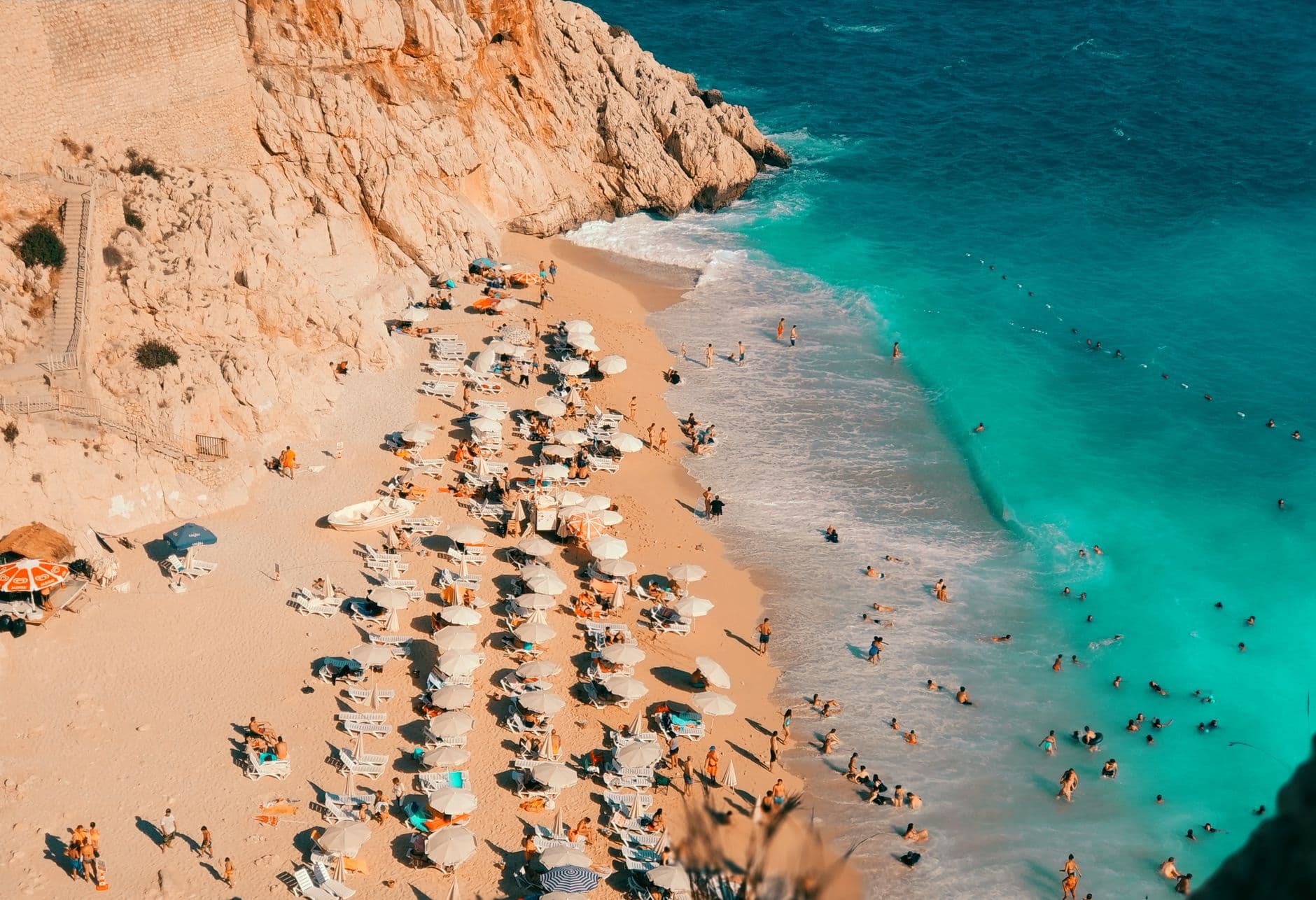 Kaş ve Kalkan'da Çocuklu Aileler İçin En İdeal Plajlar